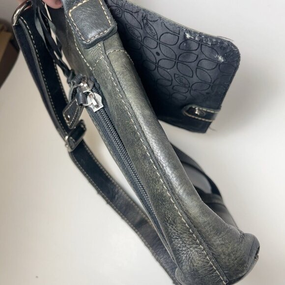 Fossil Womens Vintage Pebbled  Leather Dark Green Crossbody Bag - Picture 15 of 16